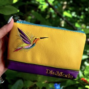 Lila/mustár (hímzett kolibri)