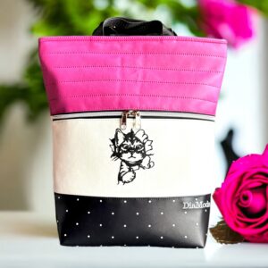 Fekete pöttyös/fehér alapon fekete cica/csíkos pink