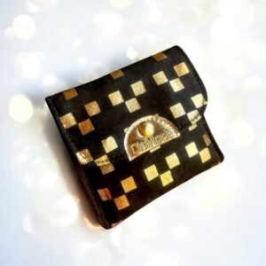 Fekete-arany kecskebőr