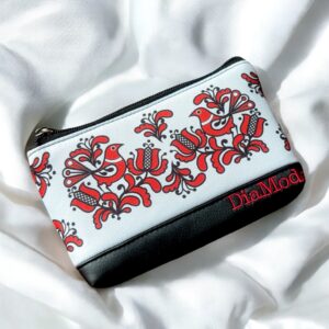 Fekete/piros magyaros madár minta