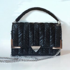 Fekete bőrhatású/ezüst szerelékkel