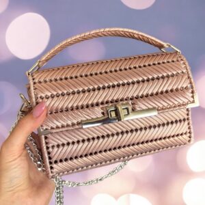 Metál púder/ezüst szerelékkel