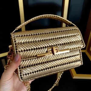 Metál arany/arany szerelékkel