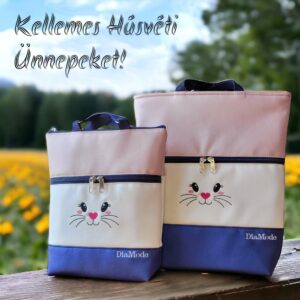 Fényes kék/fehér alapon hímzett nyuszipofi/gyöngyház púder szett